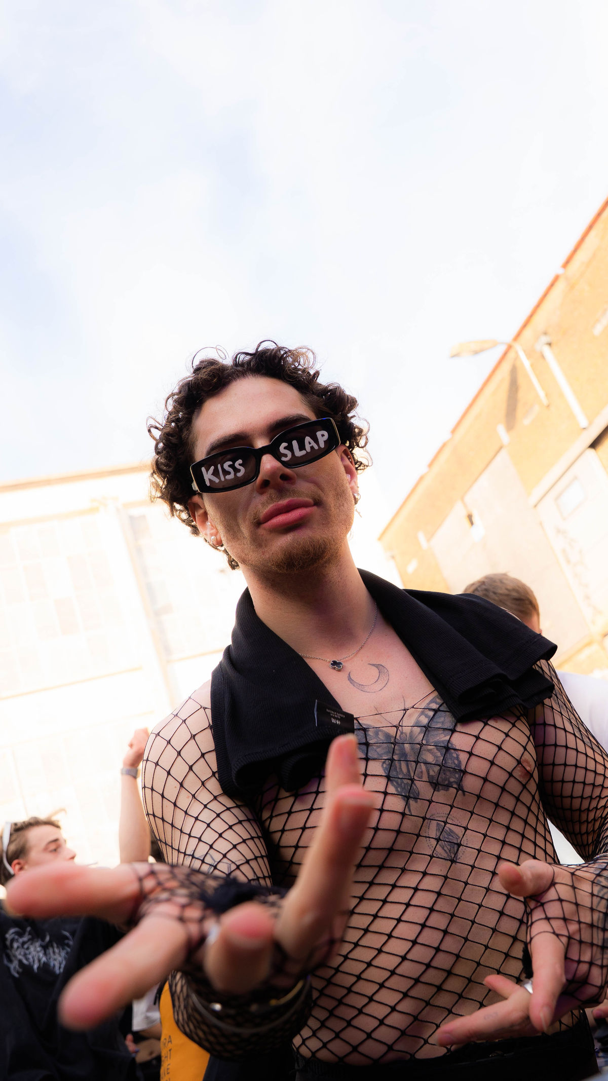 Loading... just a sec